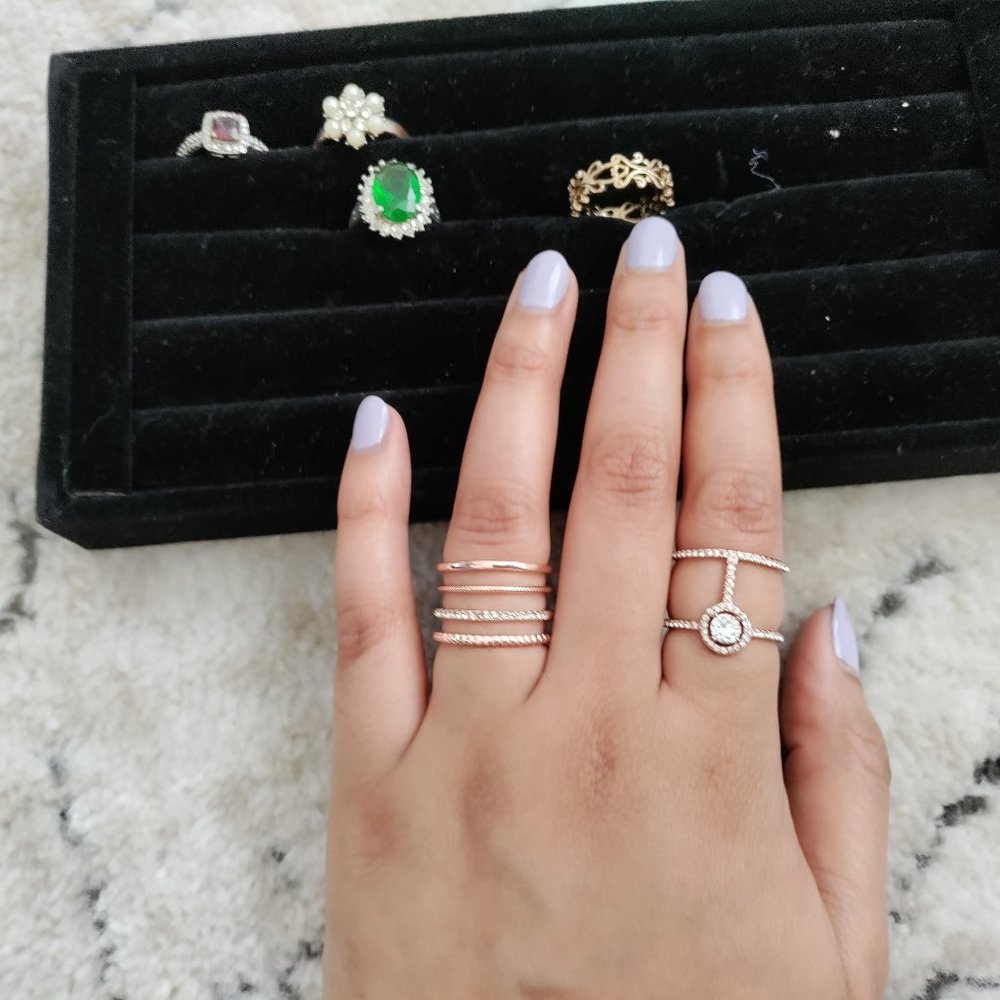 Women's 6 Bundle Rings